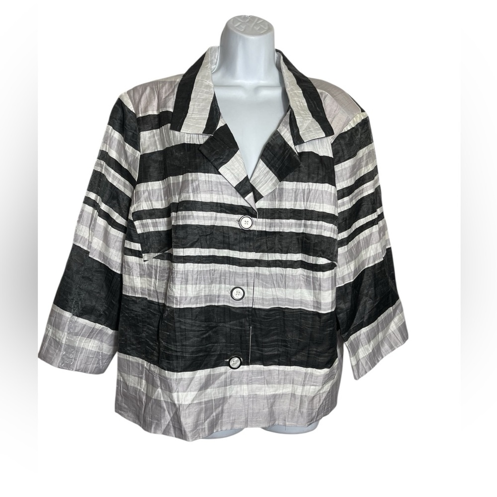 NWT Investments Blazer Size‎ 24W Striped  Black and White Jacket 🖤🤍🖤